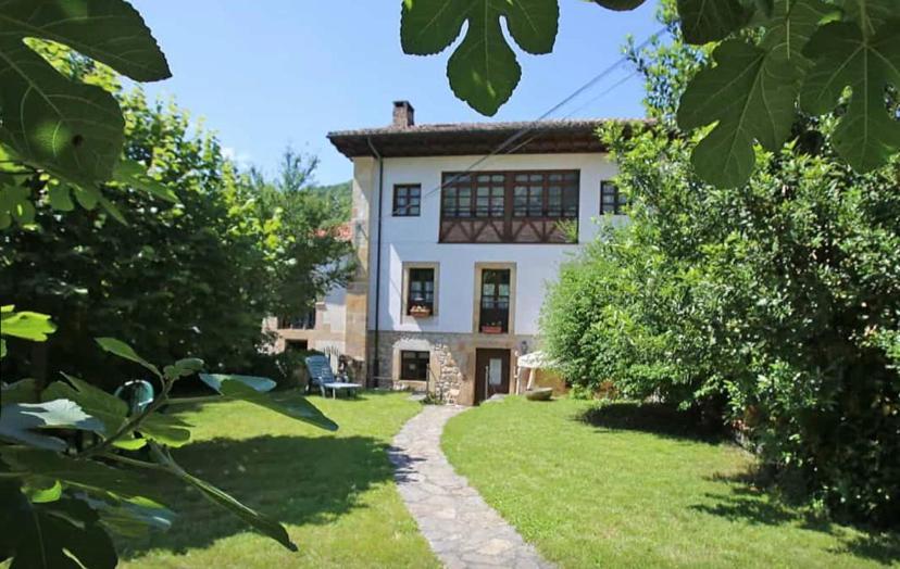 Casa Arenas Hotel Arenas De Cabrales Bagian luar foto